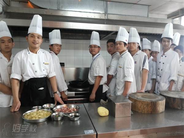 广东省电子商务技师学院的烹饪实训室