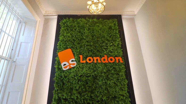 郑州到英国留学