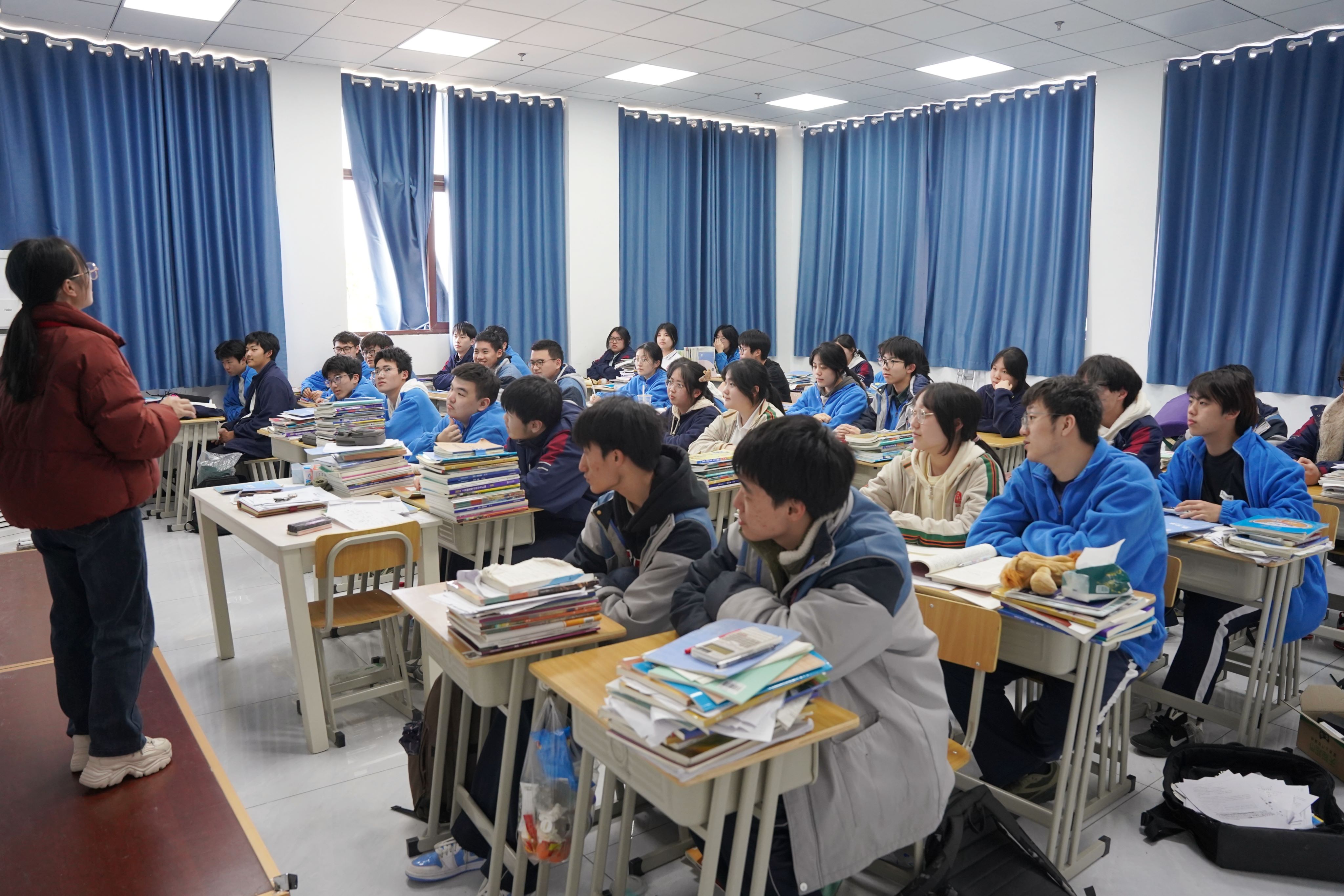 奉贤海浪路总校区