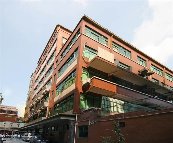 广州市侨光财经职业技术学校的教学楼1