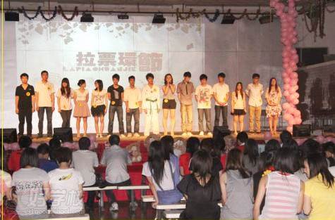 广州市红日技工学校的十大歌手比赛